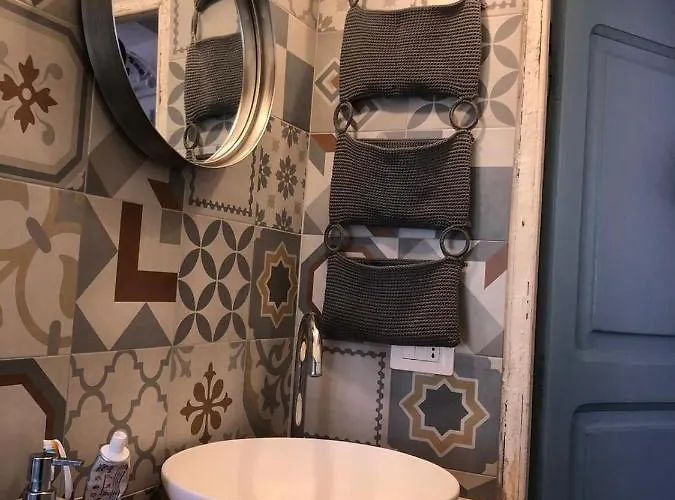 La Casa Delle Fiorentine Специя